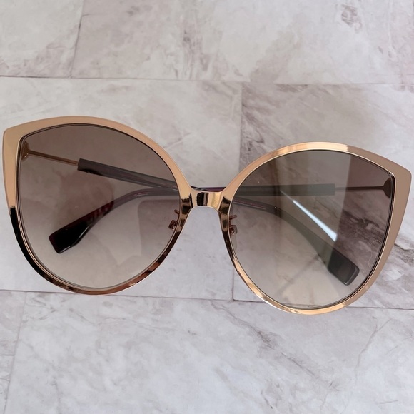 ? Authentic Fendi Oversized Gold/Brown Cat eye Sunglasses main image 11